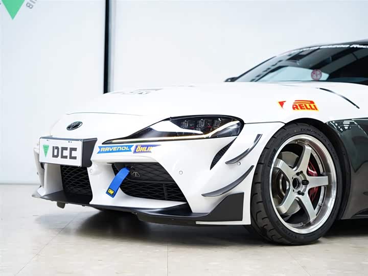 Фото 20 - Toyota Supra