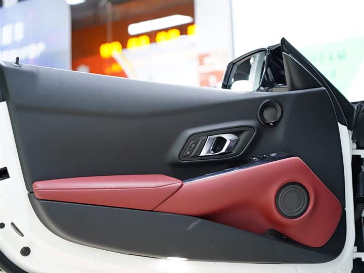 Фото 32 - Toyota Supra