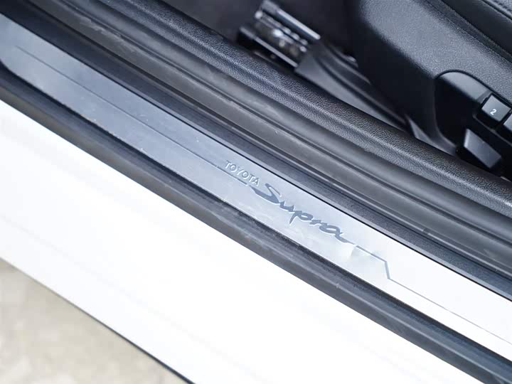 Фото 37 - Toyota Supra