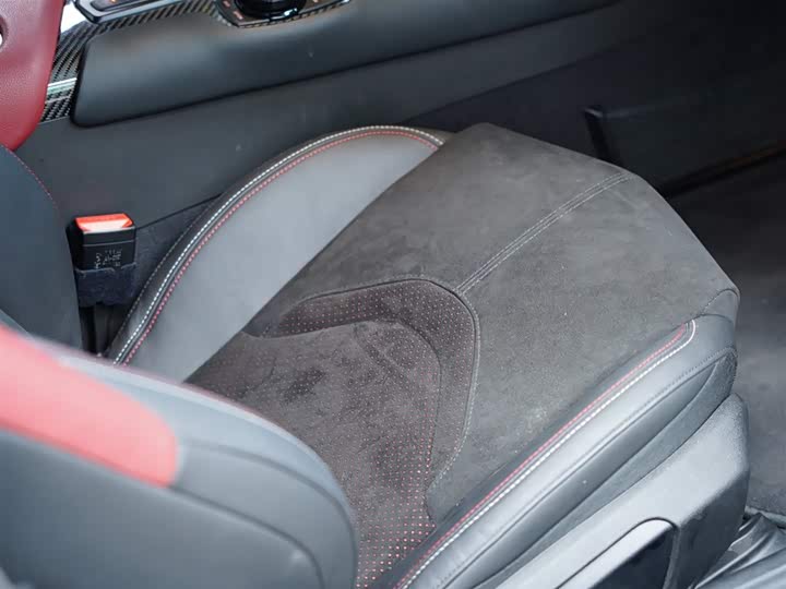 Фото 40 - Toyota Supra