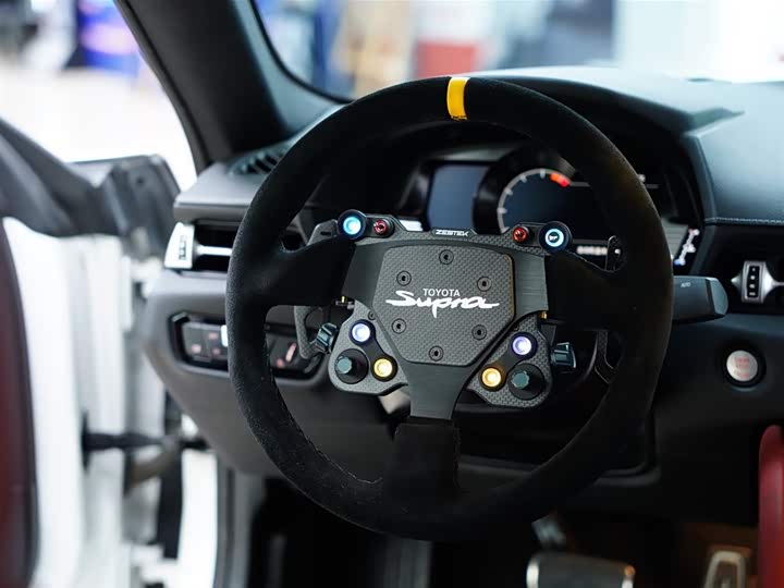 Фото 46 - Toyota Supra