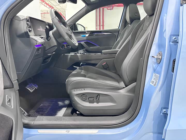 Фото 15 - Volkswagen Tiguan L Pro