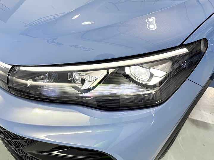 Фото 18 - Volkswagen Tiguan L Pro