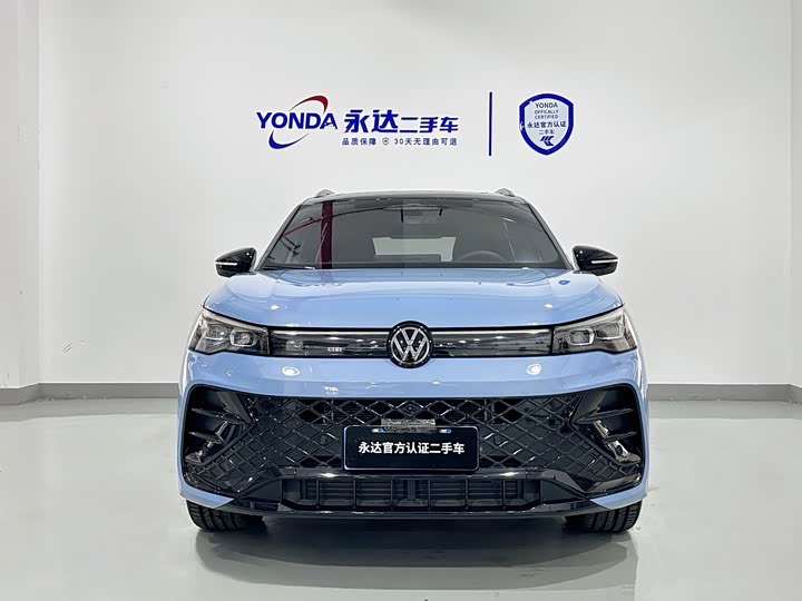 Фото 7 - Volkswagen Tiguan L Pro