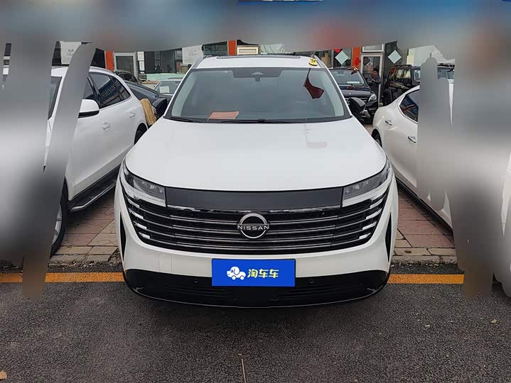 Фото 2 - Nissan Pathfinder