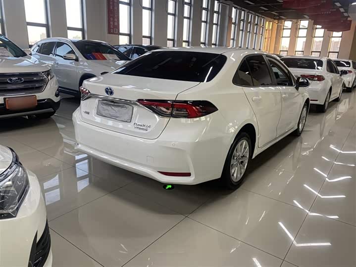 Фото 7 - Toyota Corolla