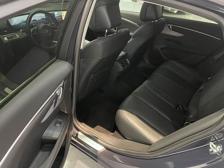 Фото 14 - Buick LaCrosse