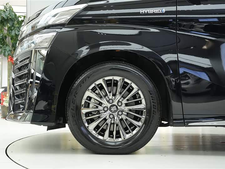 Фото 23 - Toyota Vellfire