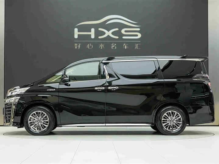 Фото 3 - Toyota Vellfire