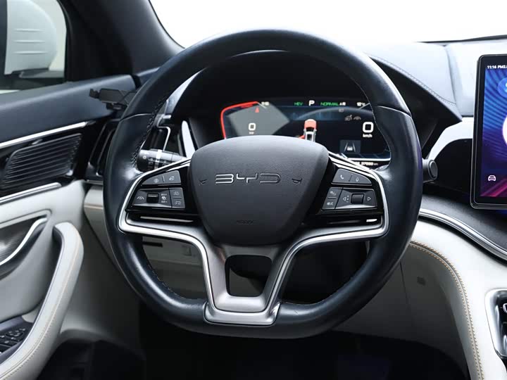 Фото 16 - BYD Song Plus Hybrid/EV