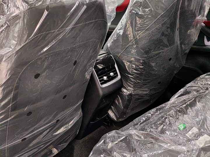 Фото 8 - Chery Tiggo 7