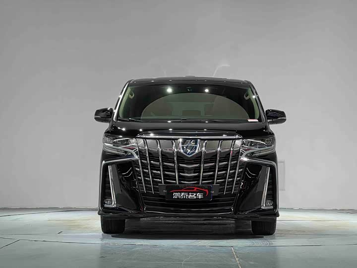 Фото 2 - Toyota Alphard