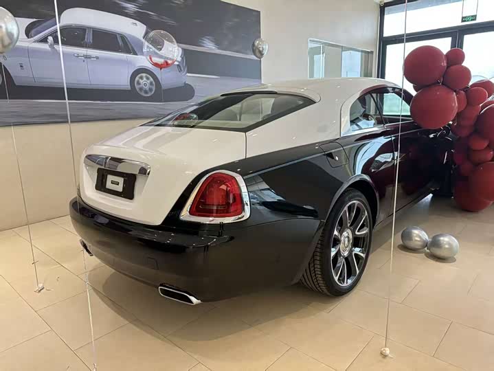 Фото 7 - Rolls-Royce Wraith