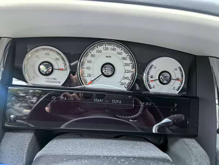 Фото 9 - Rolls-Royce Wraith