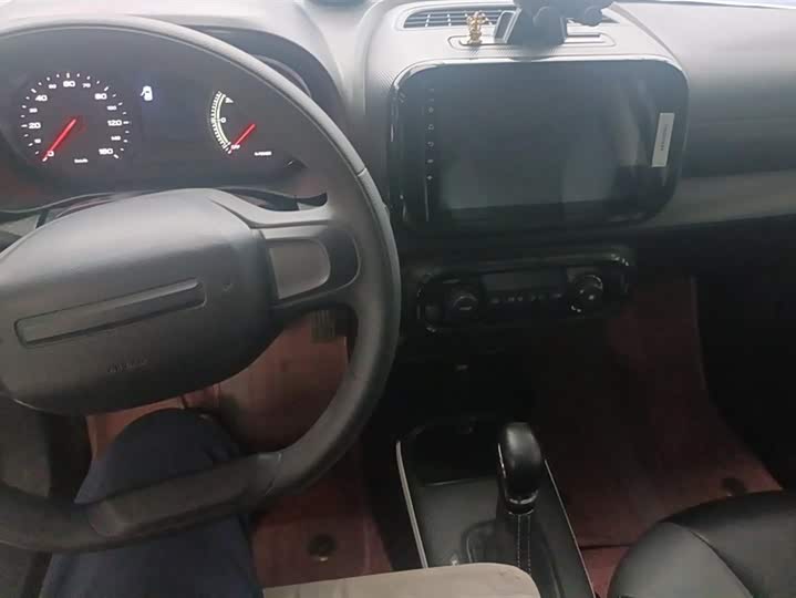 Фото 12 - Roewe Clever