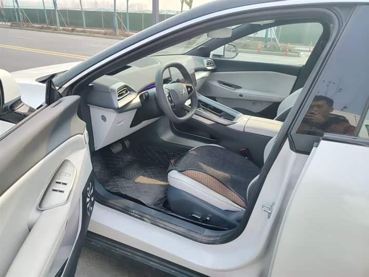 Фото 3 - BAIC Arcfox Alpha S5