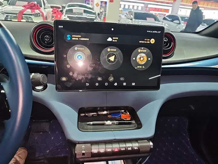 Фото 13 - BYD Dolphin