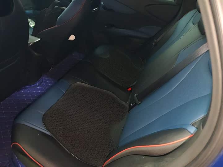 Фото 17 - BYD Dolphin