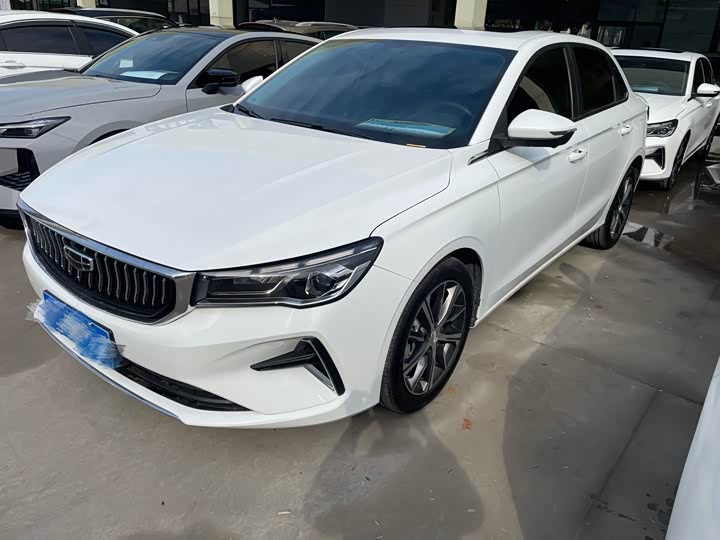 Фото 1 - Geely Emgrand