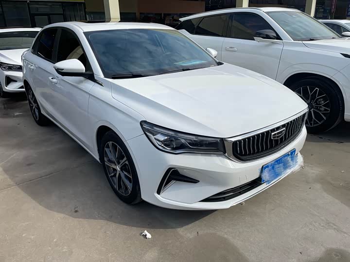 Фото 3 - Geely Emgrand