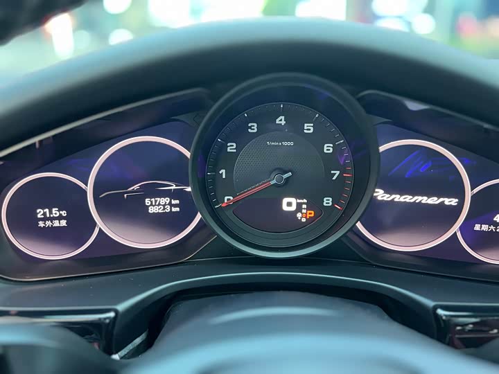 Фото 10 - Porsche Panamera