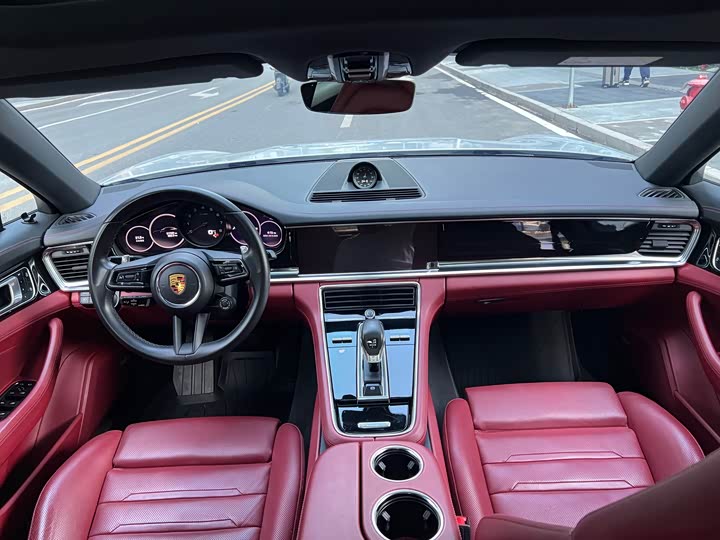 Фото 5 - Porsche Panamera