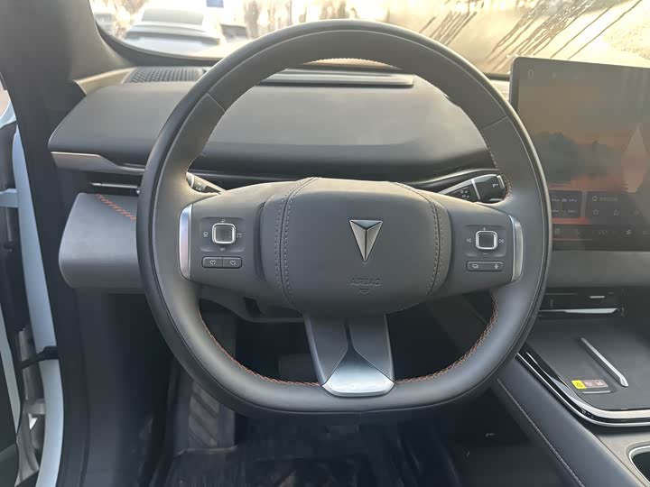 Фото 6 - Changan Deepal S05