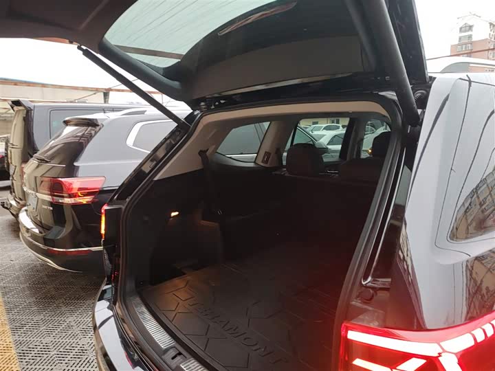 Фото 18 - Volkswagen Teramont Pro