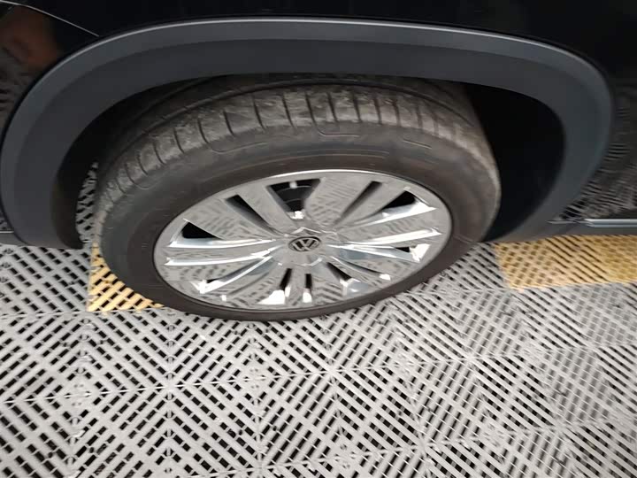 Фото 22 - Volkswagen Teramont Pro