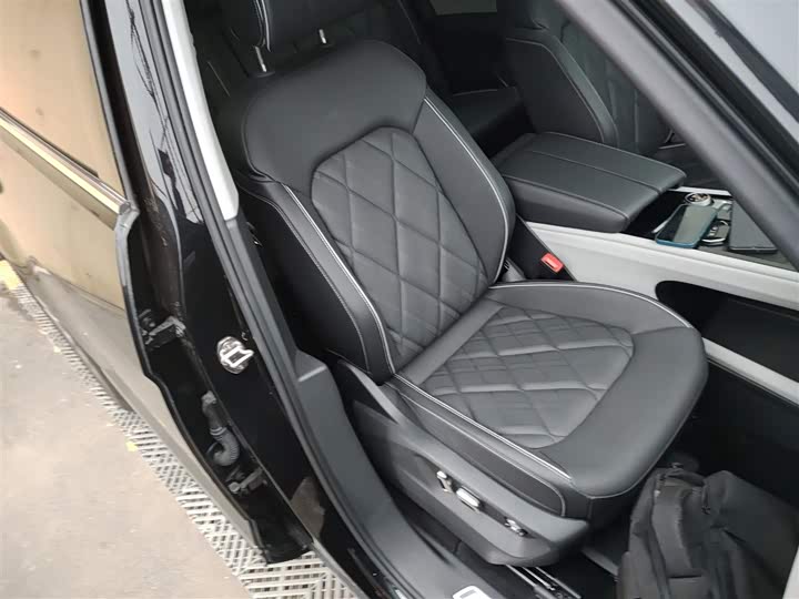 Фото 24 - Volkswagen Teramont Pro