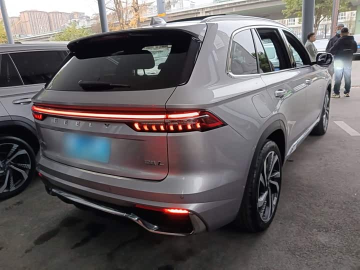 Фото 7 - Geely Monjaro