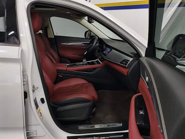 Фото 8 - Changan CS85 Coupe