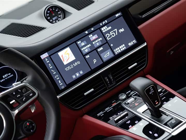 Фото 14 - Porsche Cayenne