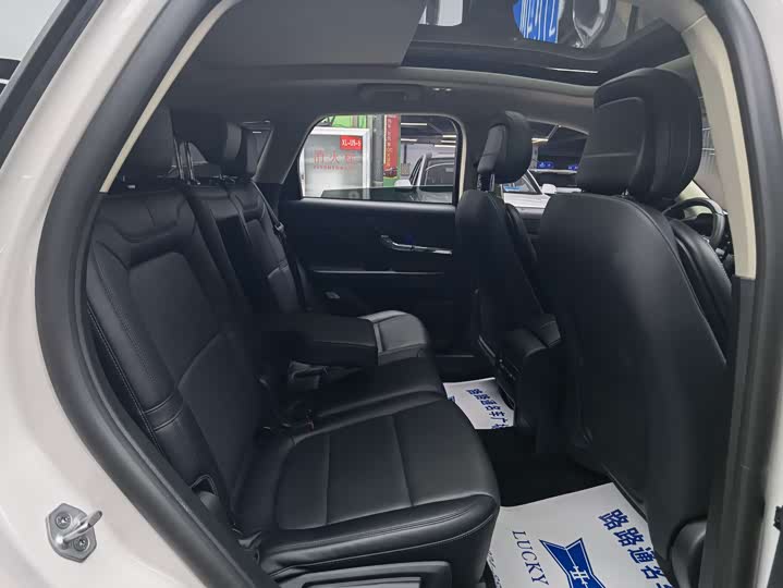 Фото 9 - Lincoln Corsair