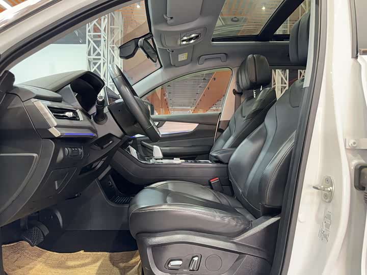 Фото 10 - Chery Tiggo 8