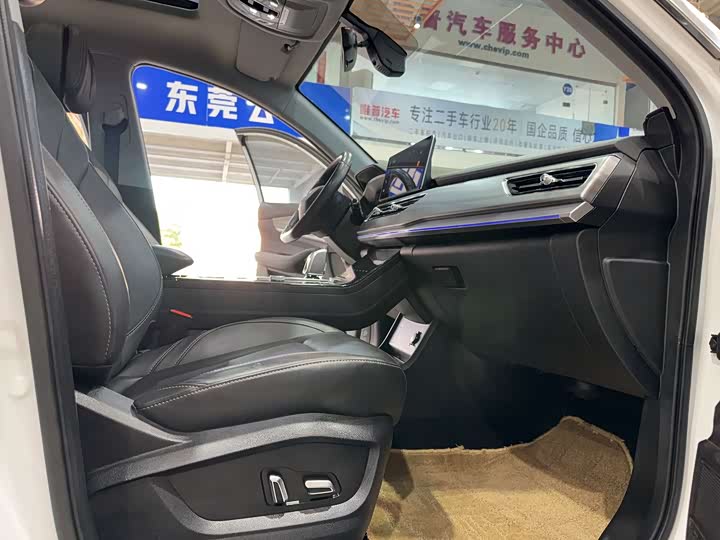 Фото 14 - Chery Tiggo 8