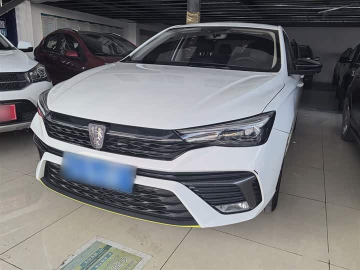 Фото 1 - Roewe i5