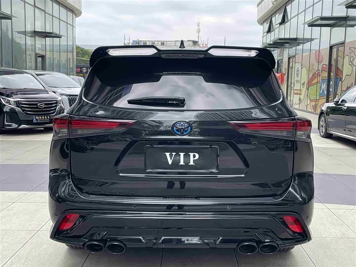 Фото 4 - Toyota Highlander