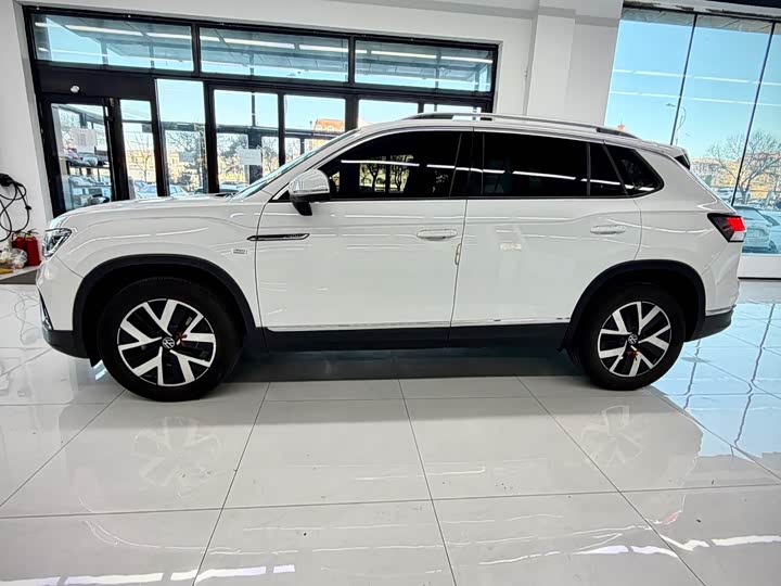 Фото 3 - Volkswagen Tayron