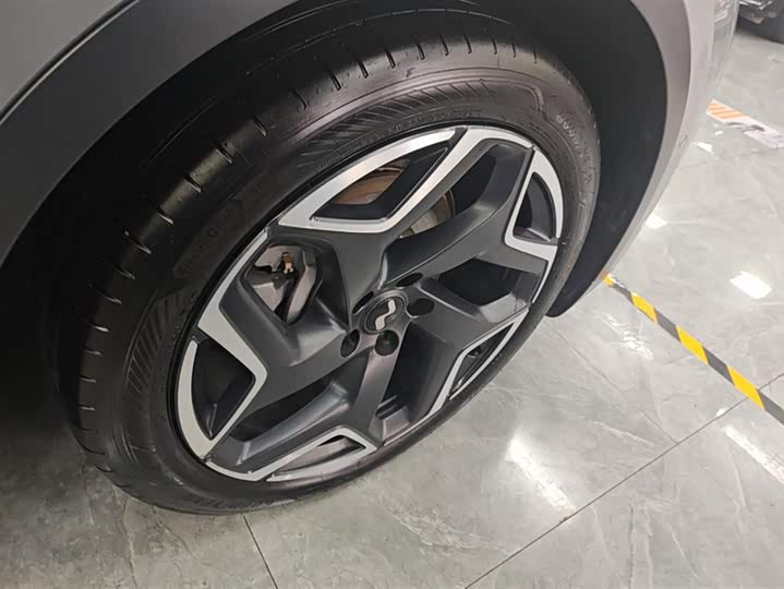 Фото 6 - Nio Onvo L60