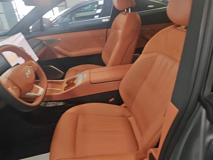 Фото 9 - Nio Onvo L60