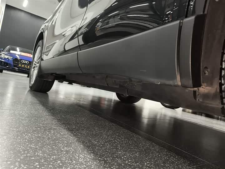 Фото 22 - Toyota Harrier