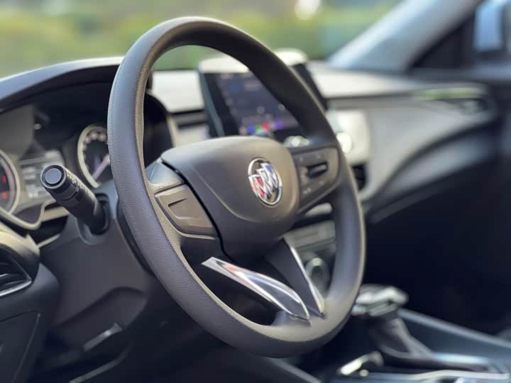 Фото 27 - Buick Verano