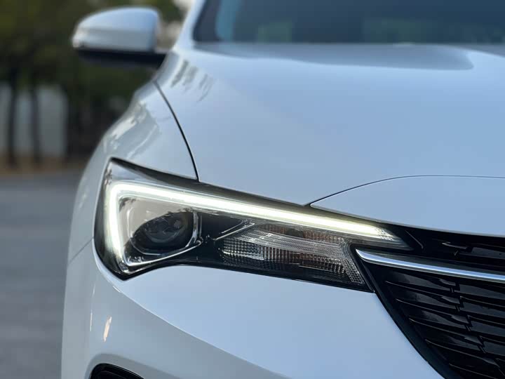 Фото 30 - Buick Verano