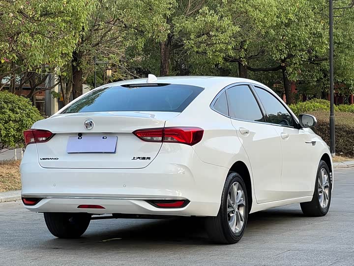 Фото 6 - Buick Verano