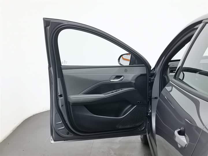 Фото 8 - BYD Qin Plus