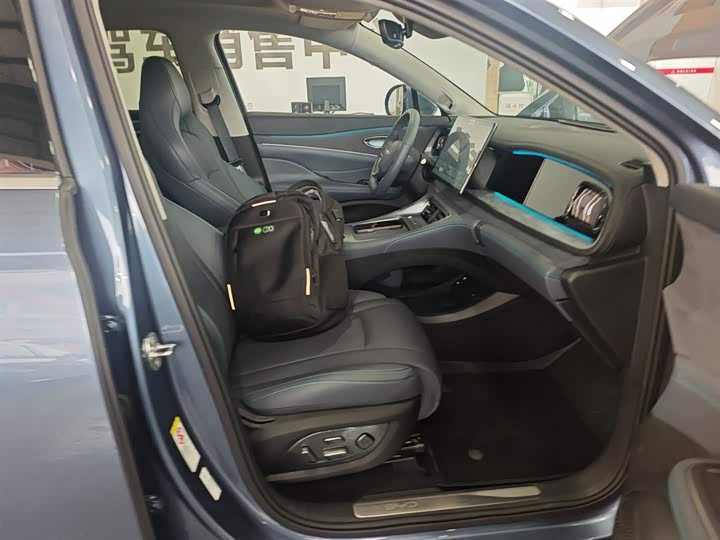 Фото 25 - BYD Sea Lion 07 DM-i Hybrid