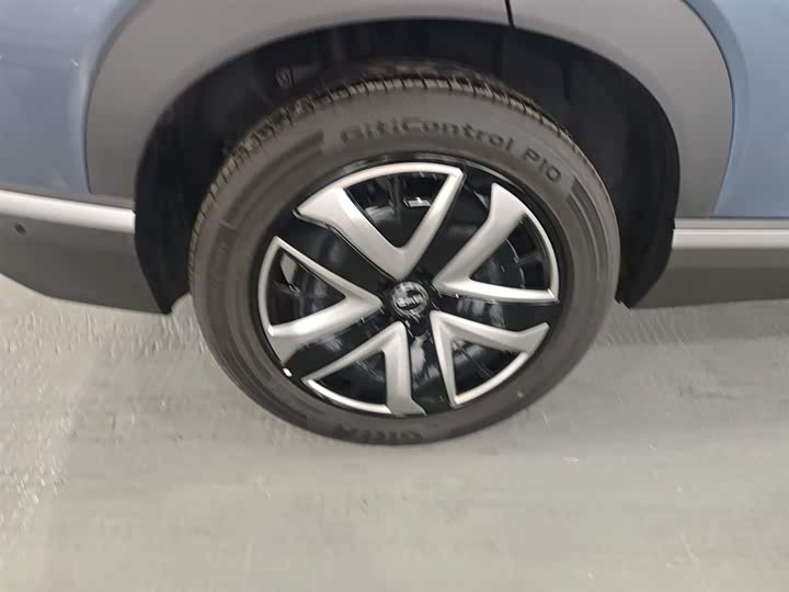 Фото 26 - BYD Sea Lion 07 DM-i Hybrid