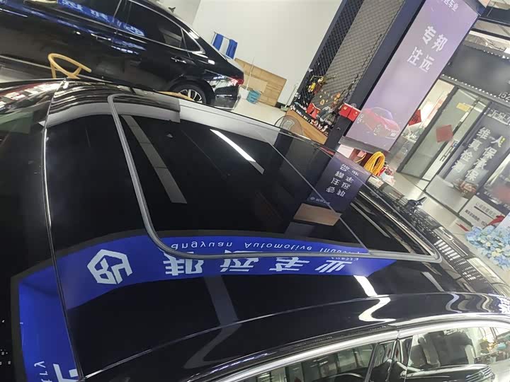 Фото 27 - Volkswagen Phideon