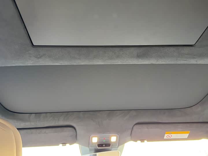 Фото 17 - Nio Onvo L90